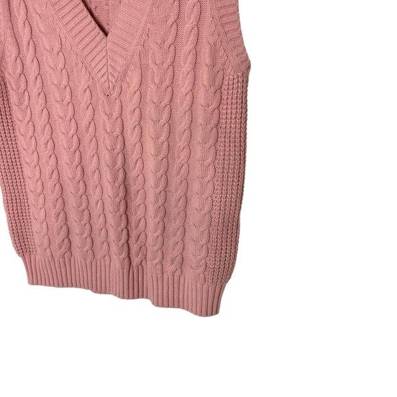 Aritzia Sunday Best Winston Vest- Oversized Cable Knit Sweater Vest- Size Small - Picture 4 of 15